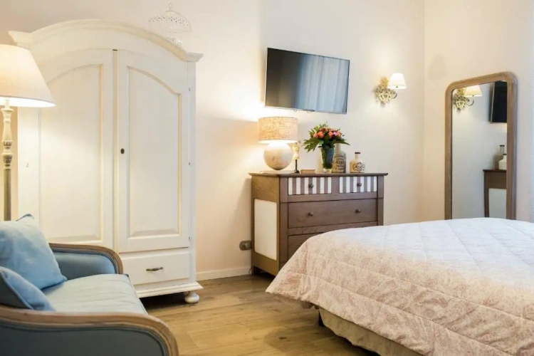 1 Bedroom Duplex Apartment
