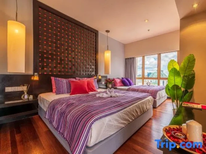 Executive Family Suite with bay view