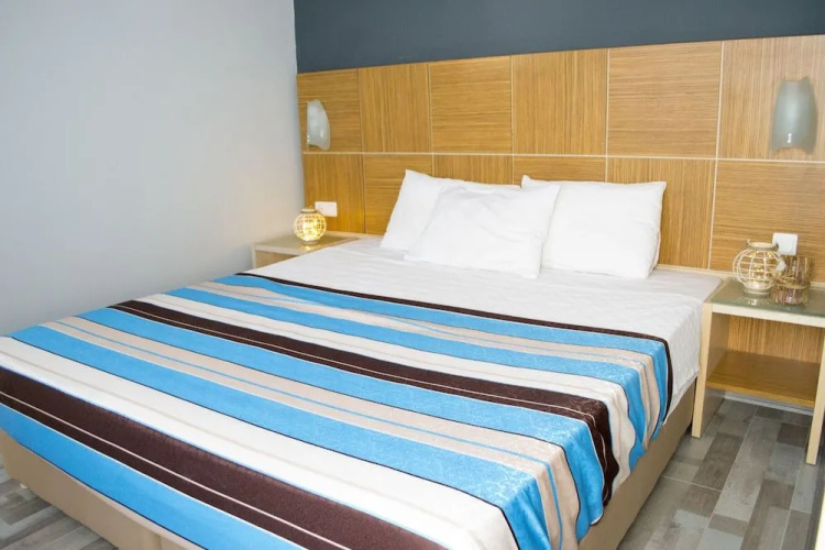 Tasev Apart Hotel