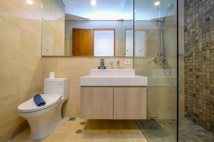 Fancy And Nice 1Br Apartment At Veranda Residence Puri