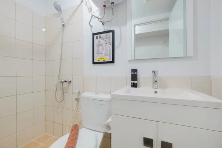 Minimalist Studio at Azalea Suites Cikarang Apartment