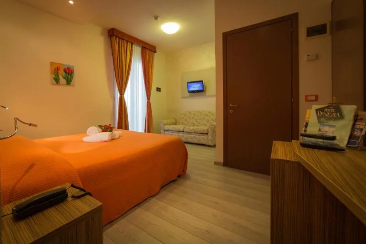 Comfort Triple room