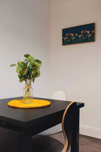 Sleek City Getaway - Walkable & Free Parking