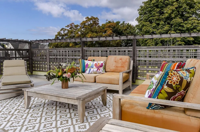 Sleeps 16 Luxurious 6BR Seattle Home