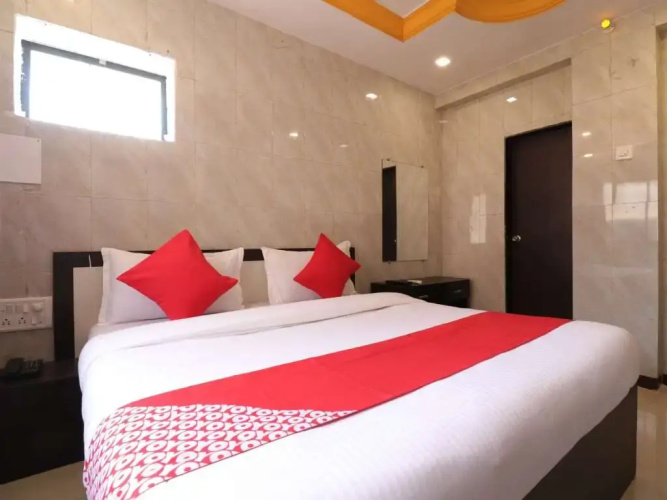 Oyo Flagship 77425 Hotel Manas