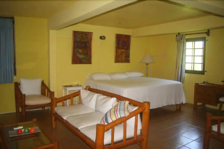 Idlers' Rest Beach Hotel