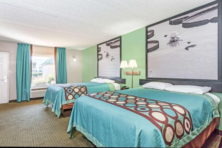 Quadruple Suite