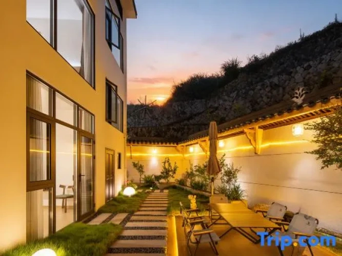 Xiaobuli Homestay