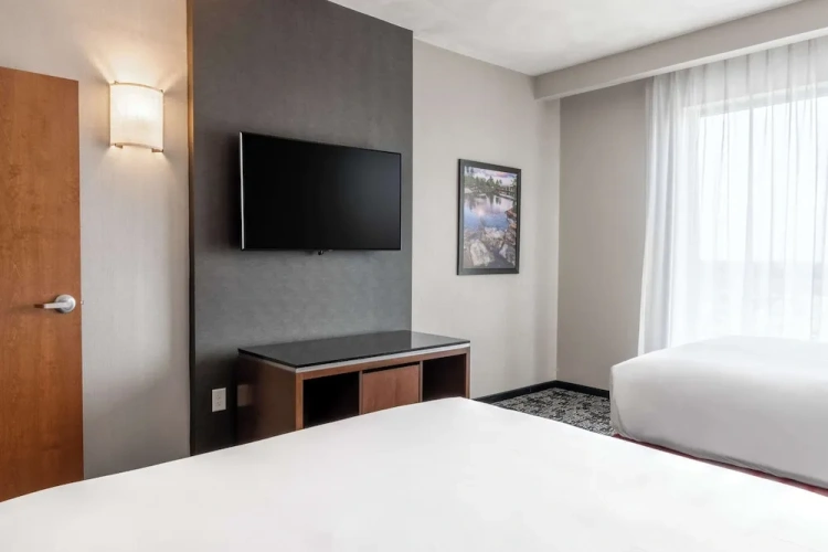 2 Bedrooms Suite