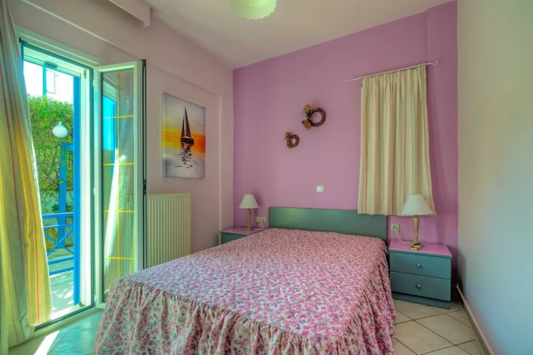 Bbq, Balcony, 42mbps, King, Backyard, Full Kitchen-1