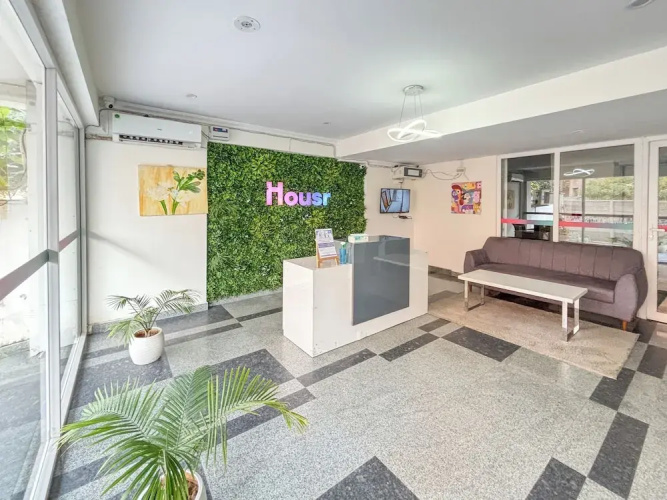 Housr 1 RK Sector 27 Gurgaon Golf Course