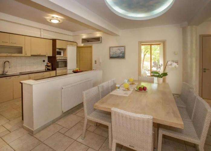 3 Bedrooms Cottage