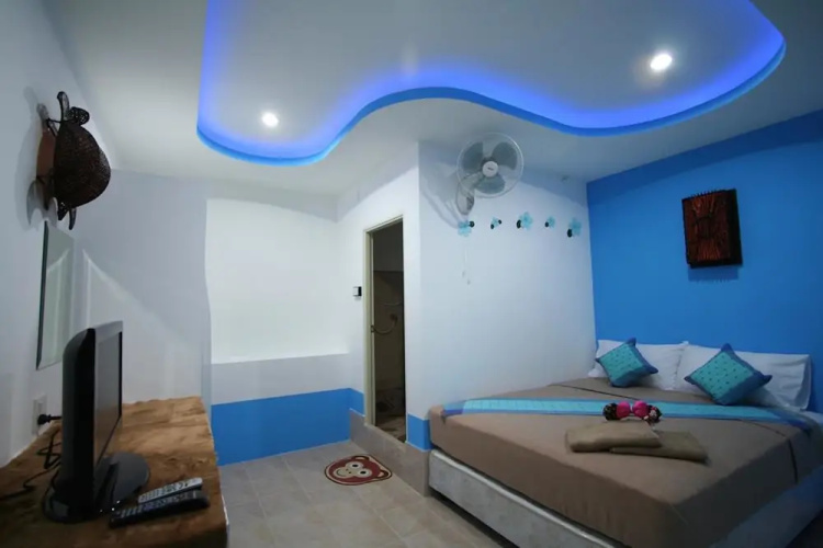 The One Hotel