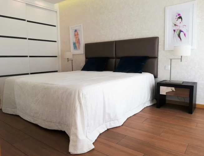 1 Bedroom Deluxe Apartment