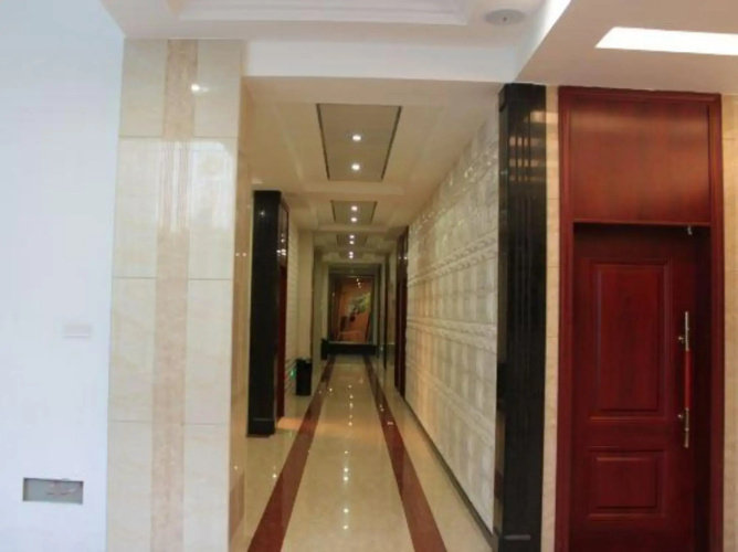 Oyo Hongta Hotel