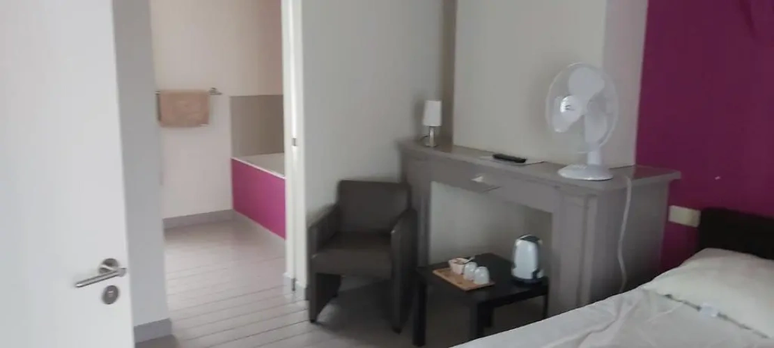 Standard Double room with park view