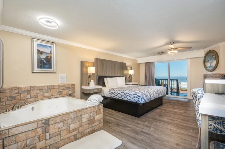 Deluxe Double room with view