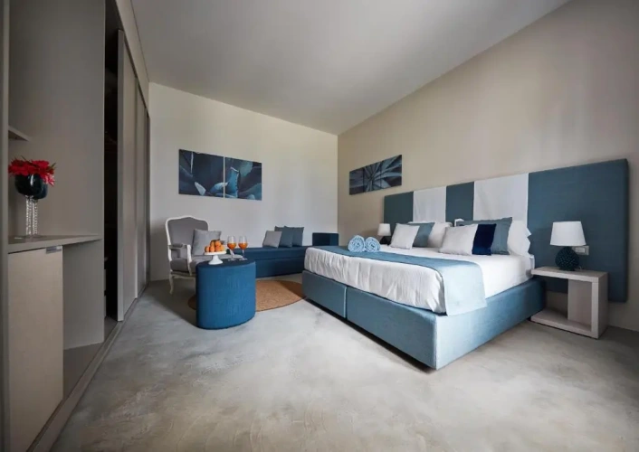 Classic Triple room