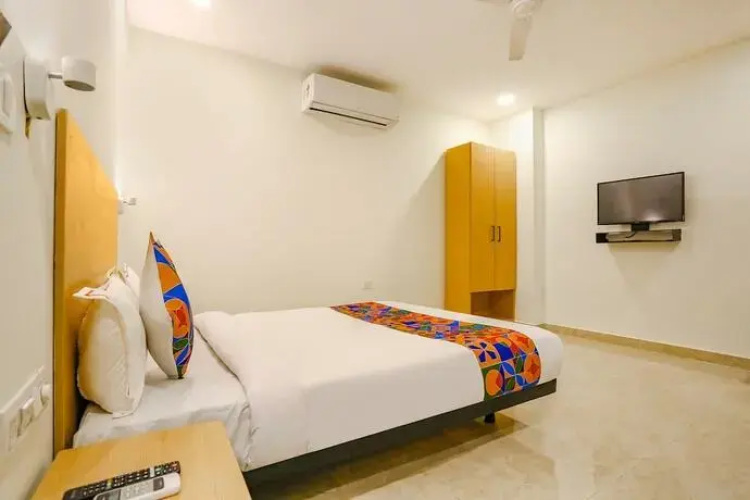 Fabhotel Rose Aroma