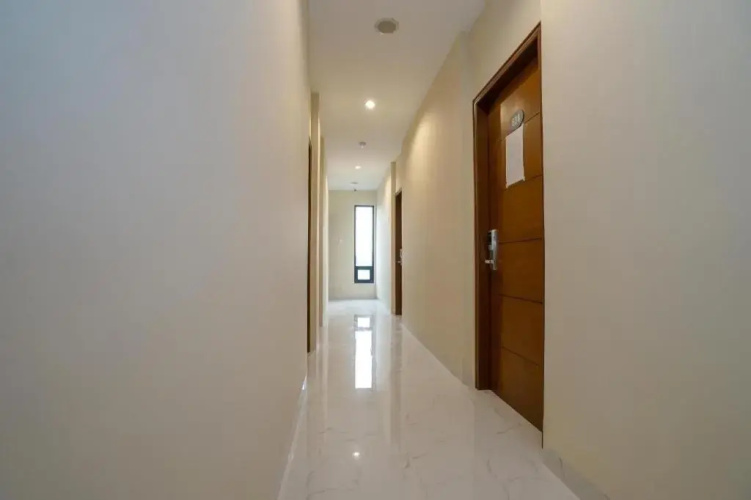 OYO 1574 U_xpress Hotel