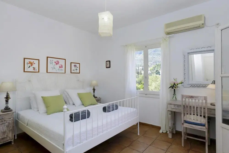 Loutsa Villa in Ithaki