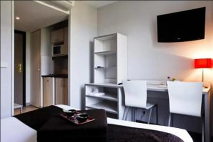 Standard Studio