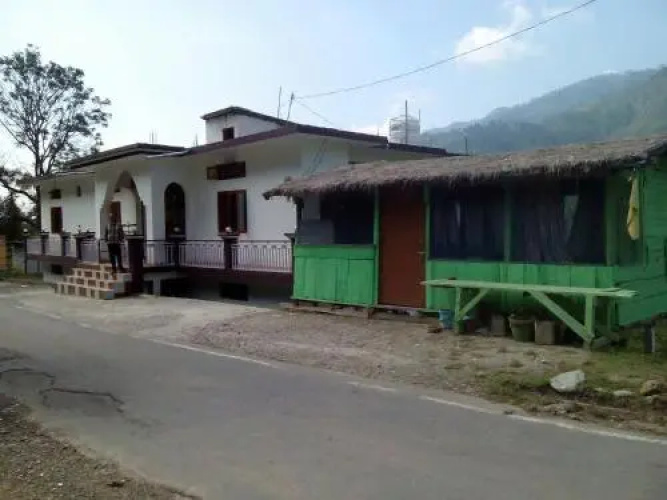 SatPal Hotel