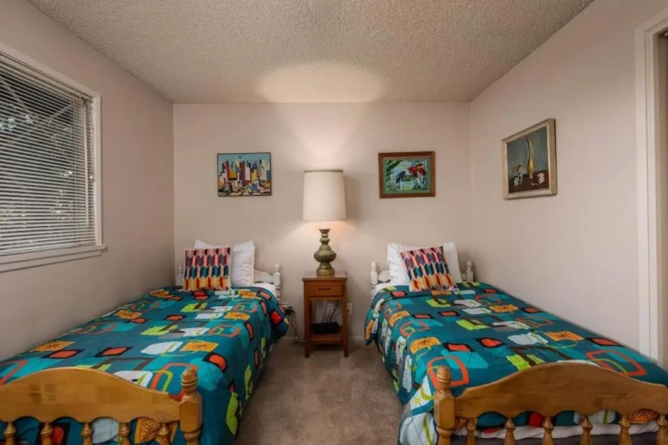 3 Bedrooms Cottage