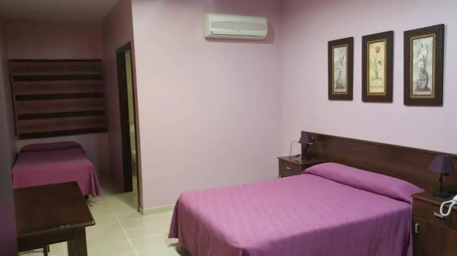 Hotel León