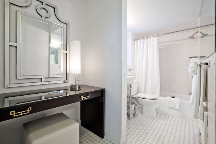 State Plaza Hotel photo 9