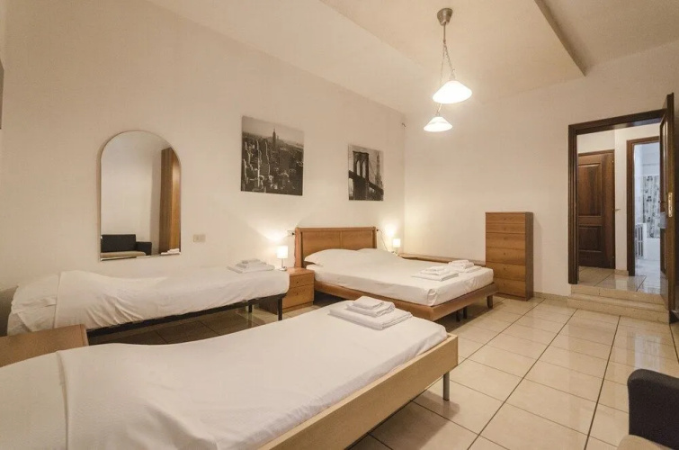 Carro Apartment