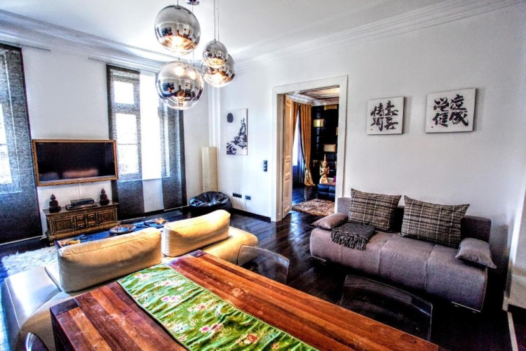 Penthouse Apartment