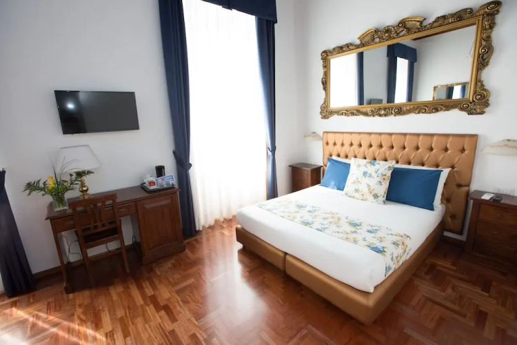 Ad2015 Guest House