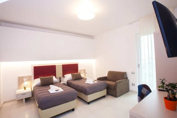 Deluxe room with balcony and with garden view