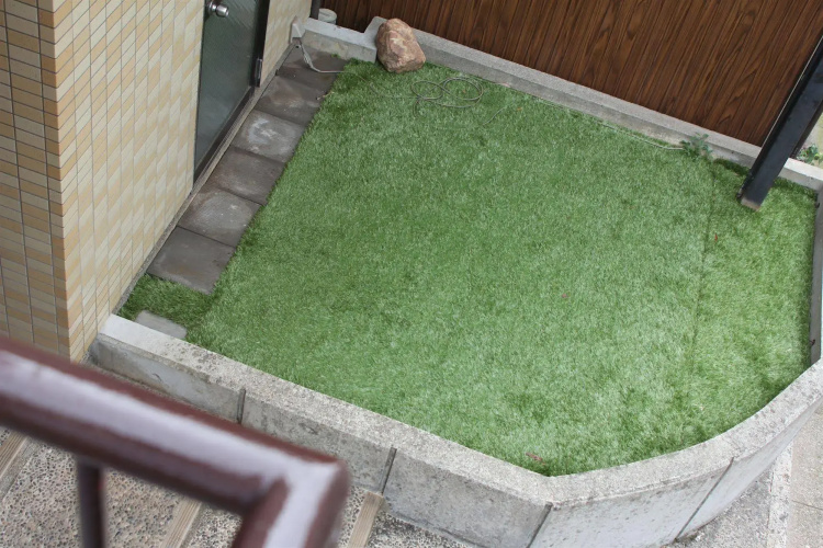Shaq Bighouse - Hostel