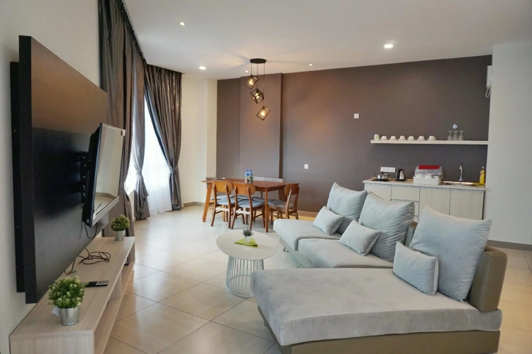 1 Bedroom Suite