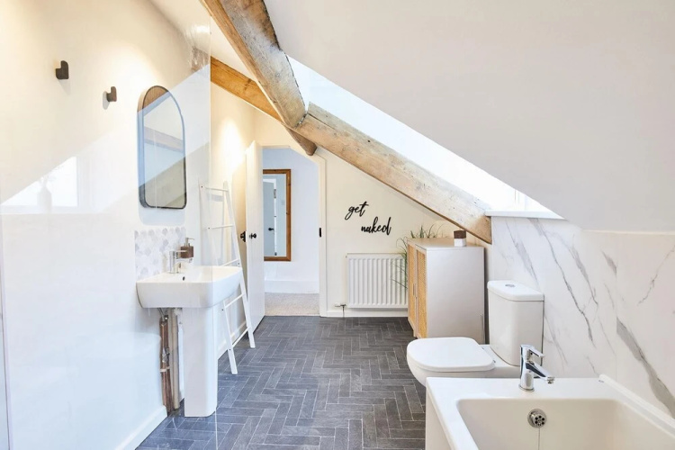 Host Stay Tally House