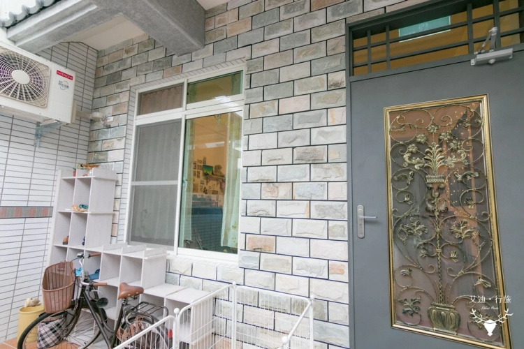 Eddie’s House Hostel