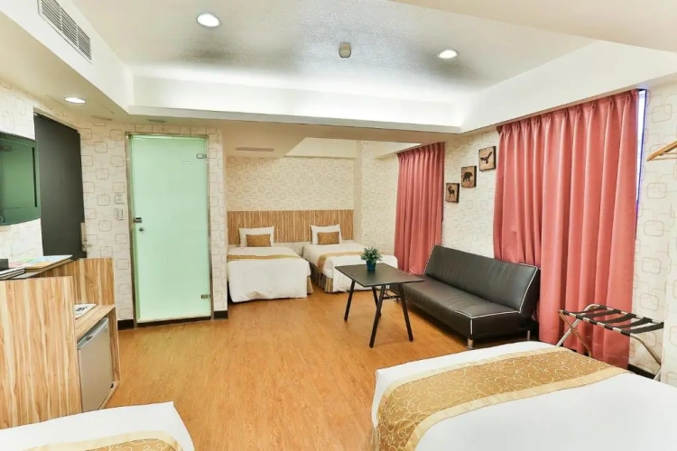 Standard Quadruple room