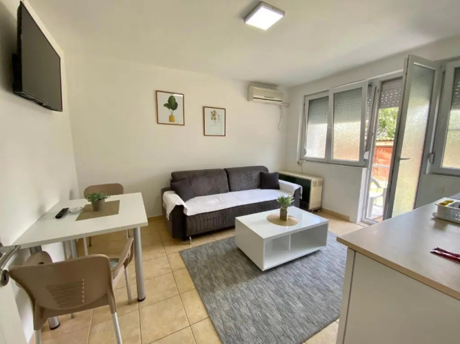 Central DELUXE Apartment
