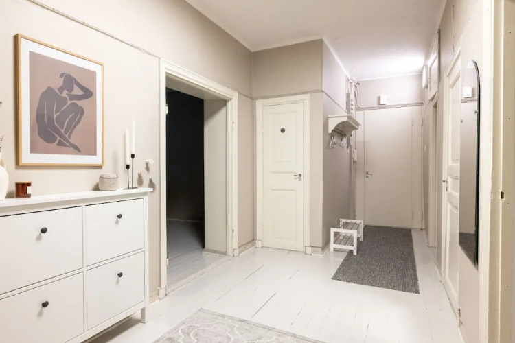 2ndhomes Bright & Spacious 5BR Apartment
