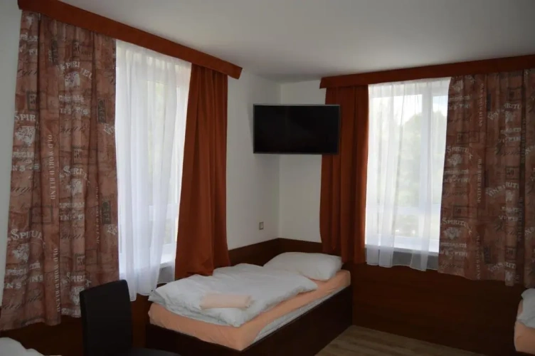 Classic Quadruple room