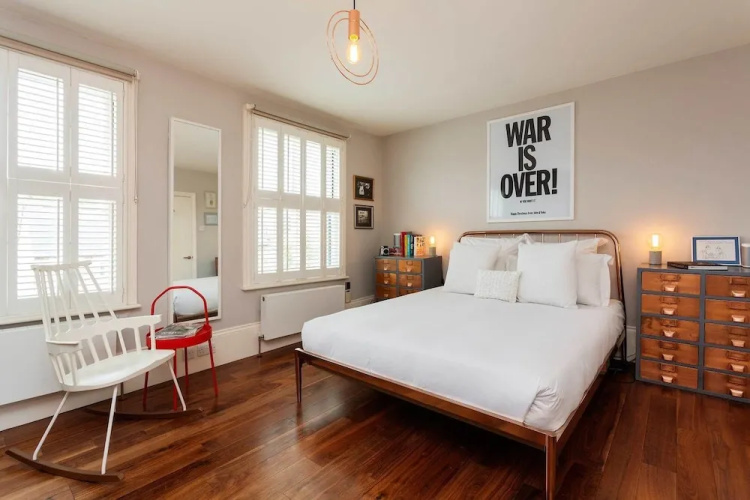 Pared-back Elegance