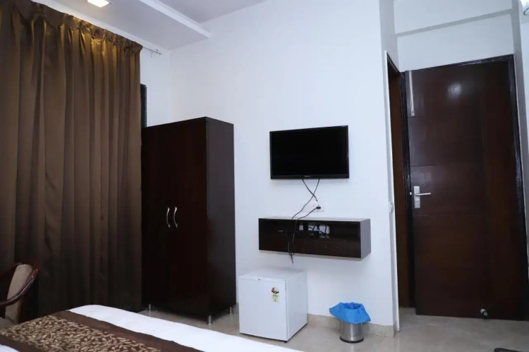 Nirvana Rooms