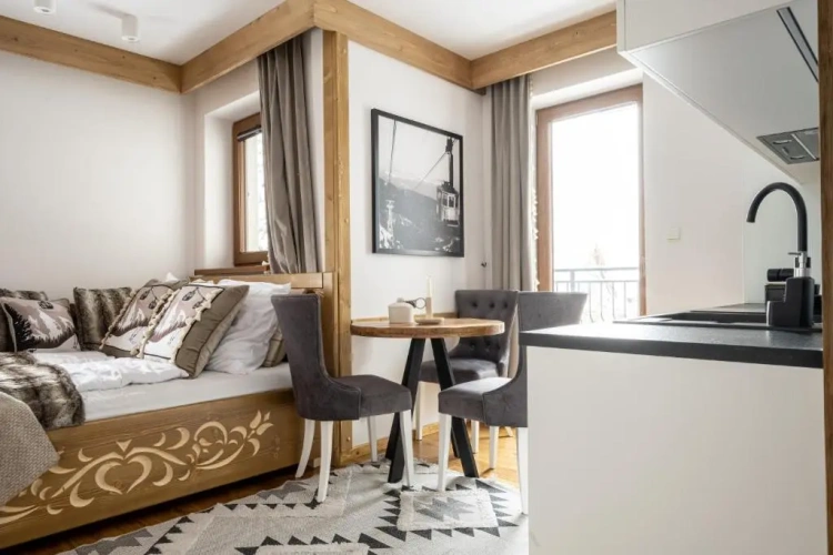 1 Bedroom Apartment