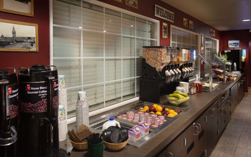 Coast Hilltop Inn photo 15
