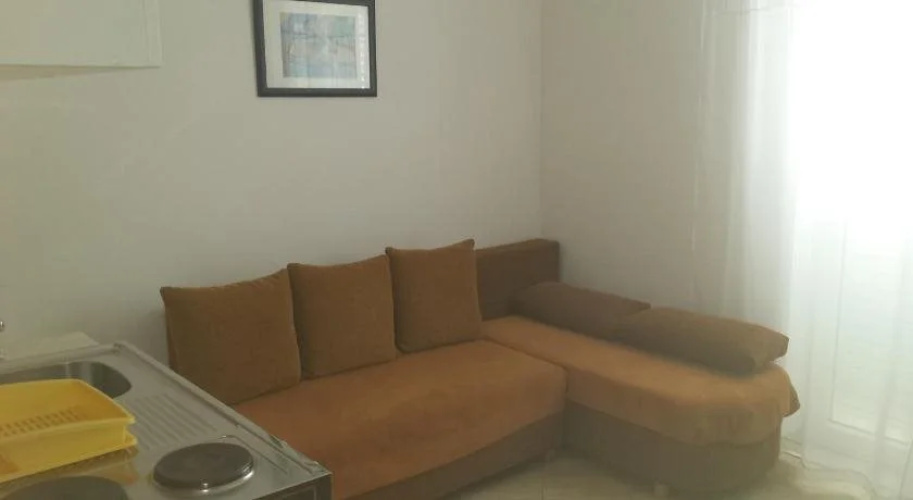 Apartments Husanovic