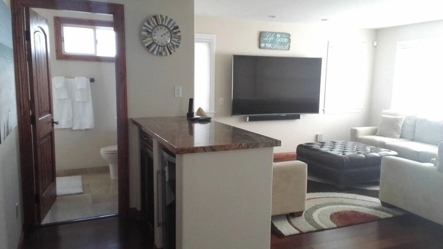 2636 Ocean Front Walk Home