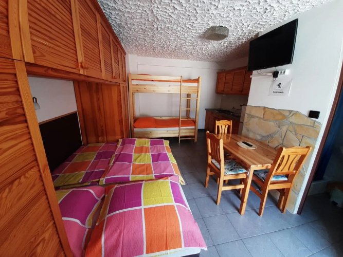 2 féröhelyes apartman