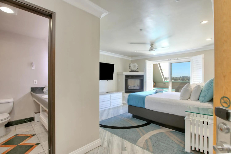 SeaVenture Beach Hotel